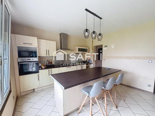 Maison meulière 4ch, 2200m², garages, cave