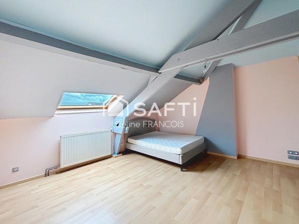 Maison meulière 4ch, 2200m², garages, cave