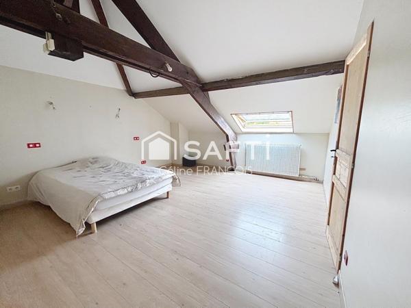 Maison meulière 4ch, 2200m², garages, cave