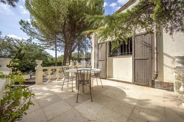 Magnifique villa à vendre proche de Valbonne