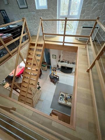 Saint-Germain-du-Puy (18390) Maison de caractère d’environ 293 m² sur parcelle de 1 054 m² – Idéale pour grande famille ou profession libér