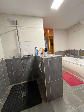 Saint-Germain-du-Puy (18390) Maison de caractère d’environ 293 m² sur parcelle de 1 054 m² – Idéale pour grande famille ou profession libér