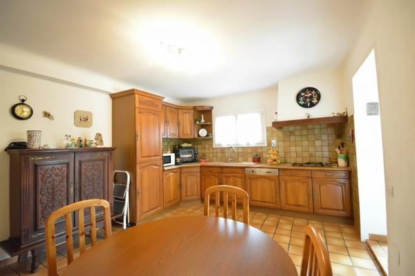 Appartement rdc avec garage et jardin  110m²