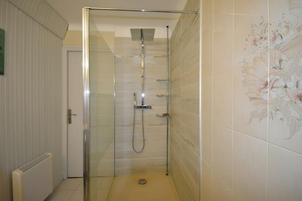 Appartement rdc avec garage et jardin  110m²