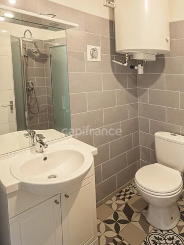 Duplex T2 Sète, rénové 2025, 42 m² loi Carrez, balcon, lumineux, DPE C, clim réversible, pied‑à‑terre