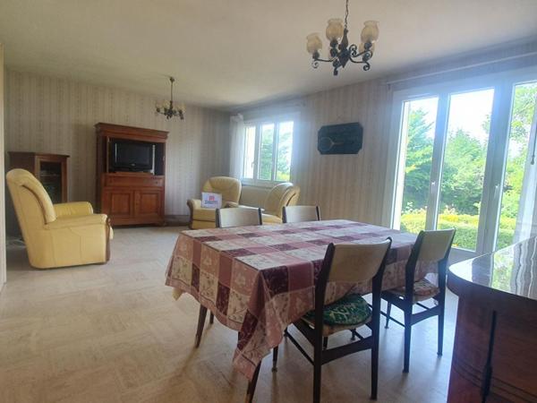 Maison Saintry Sur Seine 6 pièce(s) 130 m2