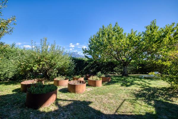 Vente Maison de luxe Annecy 9 Pièces 340 m²