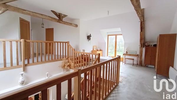 Maison rustique 8 pièces de 184 m² à Chavin (36200)