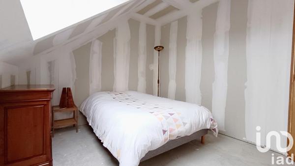 Maison rustique 8 pièces de 184 m² à Chavin (36200)