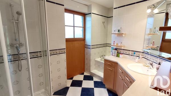 Maison rustique 8 pièces de 184 m² à Chavin (36200)