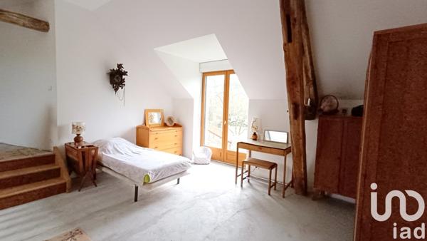 Maison rustique 8 pièces de 184 m² à Chavin (36200)