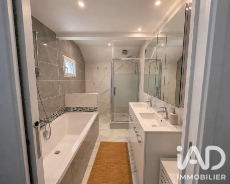 Maison à vendre 5 pièces 135 m² Chatou