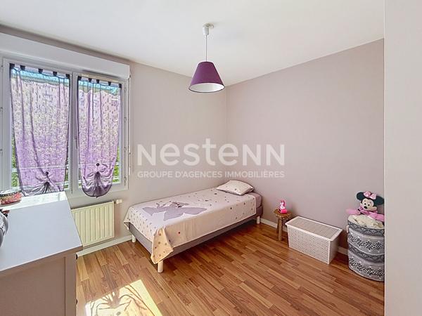 Appartement Bron T4 de 83m2 - 3 chambres - 2 terrasses - Cave - FORT DE BRON 69500