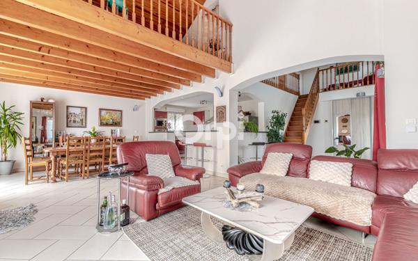 Maison à vendre    6 pièces • 187 m2 Limoges