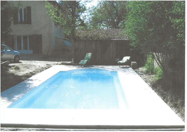 AUX PORTES DE NERAC