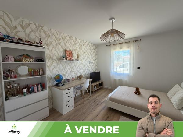 Maison
         6 pièces
        - 147 m² Exclusivité 400 000 € *