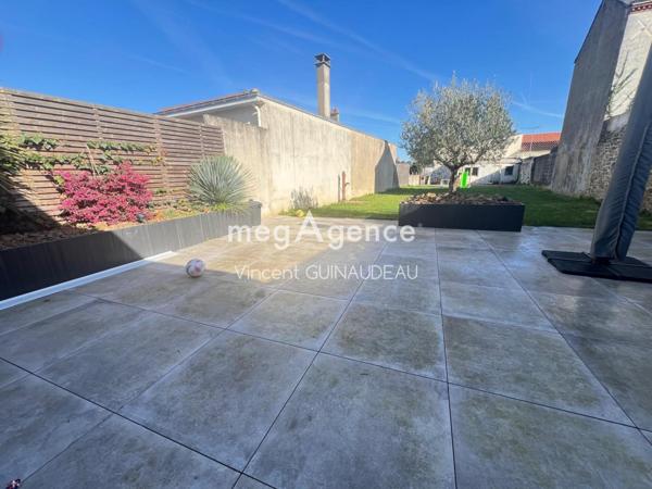 Maison à CHOLET, 49300 - 6 pièces 121m²