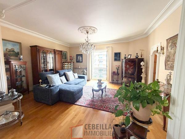 Appartement 5 pièce(s) 3 chambre(s) 147.29 m²