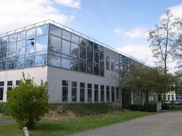 Bureaux à louer à Eragny cadre verdoyant dans immeuble indépendant
