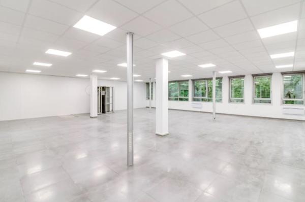 Bureaux à louer à Eragny cadre verdoyant dans immeuble indépendant