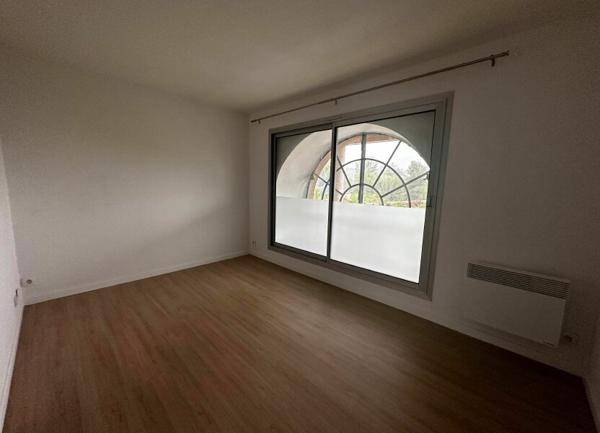 Appartement à louer    2 pièces •  Joyeuse