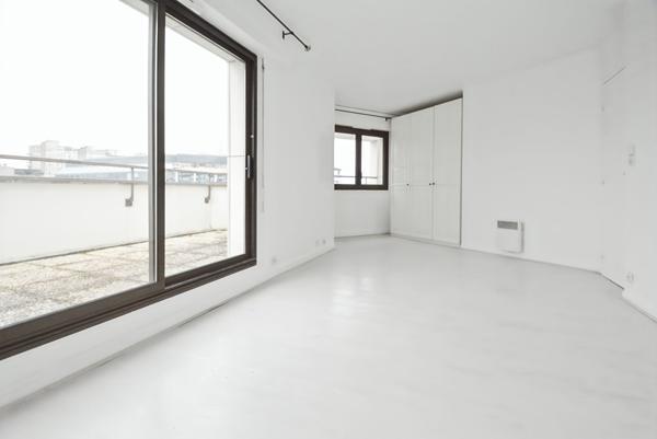 DUPLEX DERNIER ETAGE 4 P  TERRASSES & PARKINGS