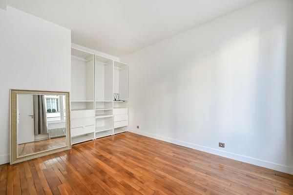 Appartement lumineux de 3 pièce(s) 66 m2- Paris 16