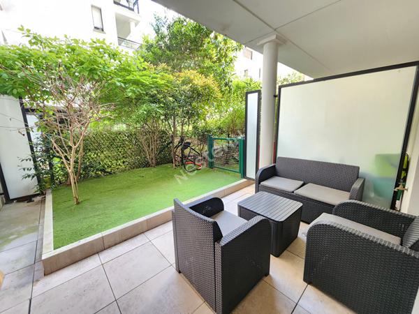 Quartier Sisley: grand 2 pièces  de 55m² avec terrasse, cave et parking