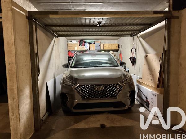 Appartement à vendre 3 pièces 74 m² Saint-Laurent-du-Var