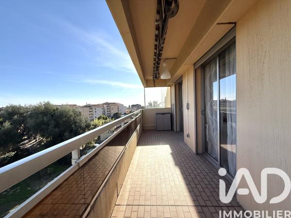 Appartement à vendre 3 pièces 74 m² Saint-Laurent-du-Var