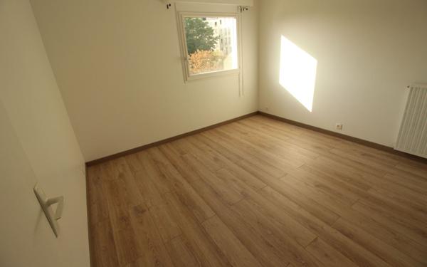 Appartement à louer    2 pièces • 55,28 m2 Évry