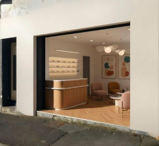 SURFACE DE 50 M² POUR BUREAUX OU COMMERCE À NIORT