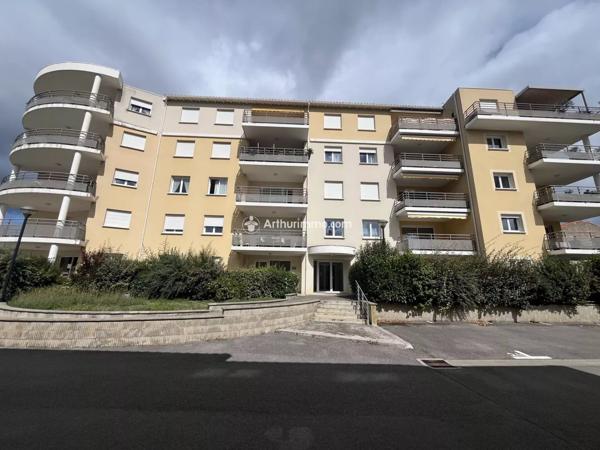 Location Appartement 3 pièces 70 m2 à Millau