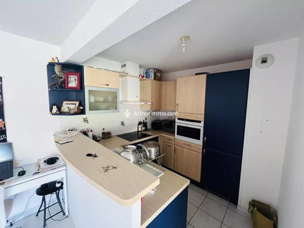 Location Appartement 3 pièces 70 m2 à Millau