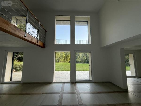 Maison à vendre à Nouaillé-Maupertuis dans la Vienne (86340), ref : 86004-1089955