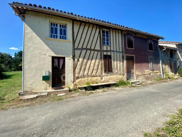 Dpt Gers (32), à vendre proche d’ESTANG ensemble de 3 maisons pour un total de 193 m2 sur 1466 m2 de terrain