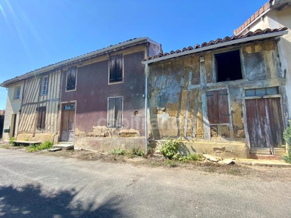 Dpt Gers (32), à vendre proche d’ESTANG ensemble de 3 maisons pour un total de 193 m2 sur 1466 m2 de terrain