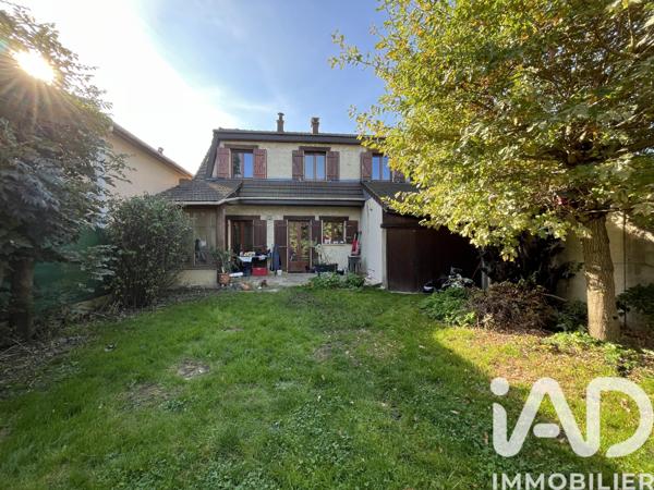 Maison à vendre 5 pièces 98 m² Montfermeil