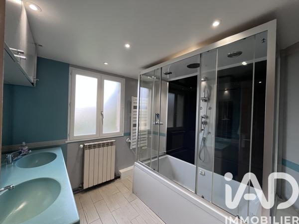 Maison à vendre 5 pièces 98 m² Montfermeil