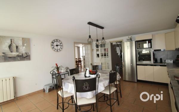 Maison à vendre    5 pièces •  Le Gua