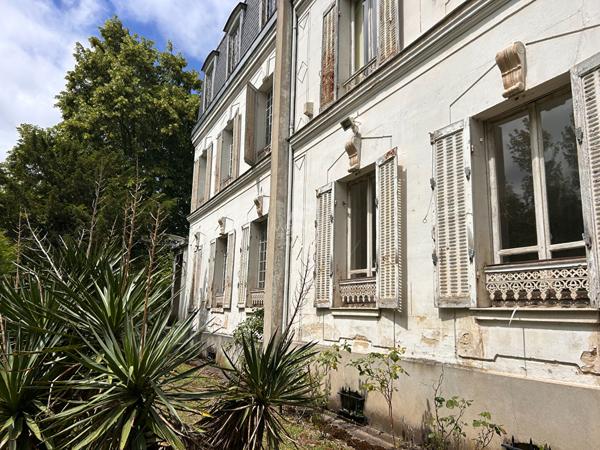 Maison de 6 pièce(s) 250m2 1 785 000 € - Référence  13607