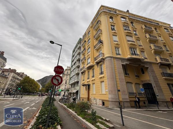 Appartement à louer 1 pièce 18.8m² Grenoble (38000)
