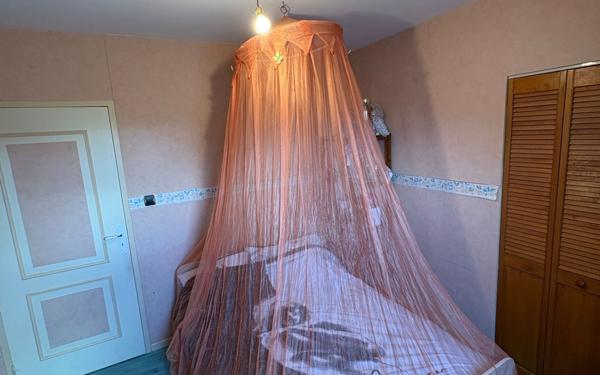 Maison à vendre    6 pièces •  Nalliers