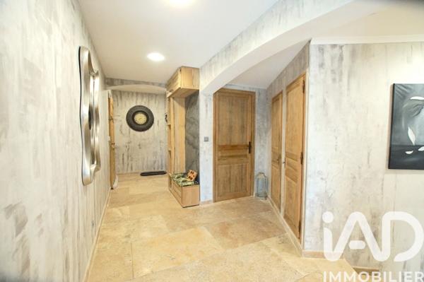 Maison à vendre 5 pièces 166 m² Villeneuve