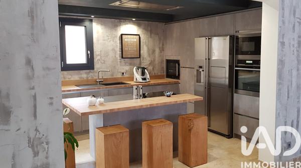 Maison à vendre 5 pièces 166 m² Villeneuve