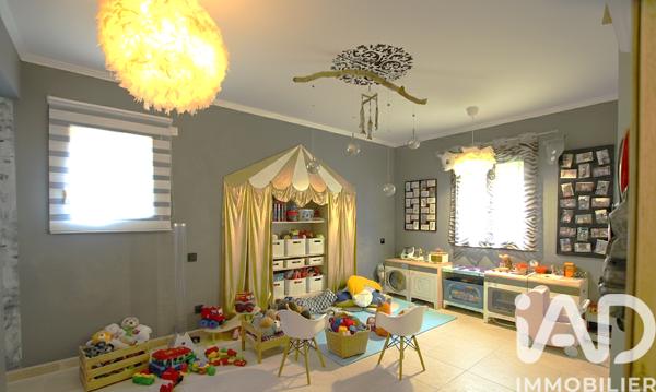 Maison à vendre 5 pièces 166 m² Villeneuve