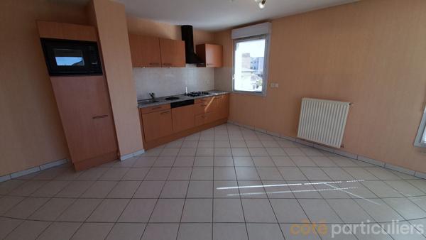 Location Appartement66,77 m² - 3 Pièces - LUC LA PRIMAUBE (12450)