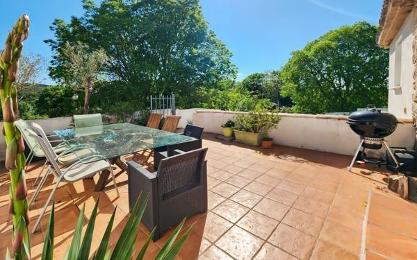 Maison à vendre    4 pièces •  Sainte-Anastasie