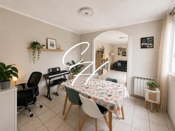 CHAMP SUR DRAC Appartement T5 spacieux