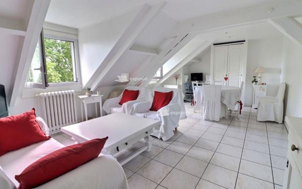 Appartement à vendre    3 pièces • 43,81 m2 Le Mée-sur-Seine